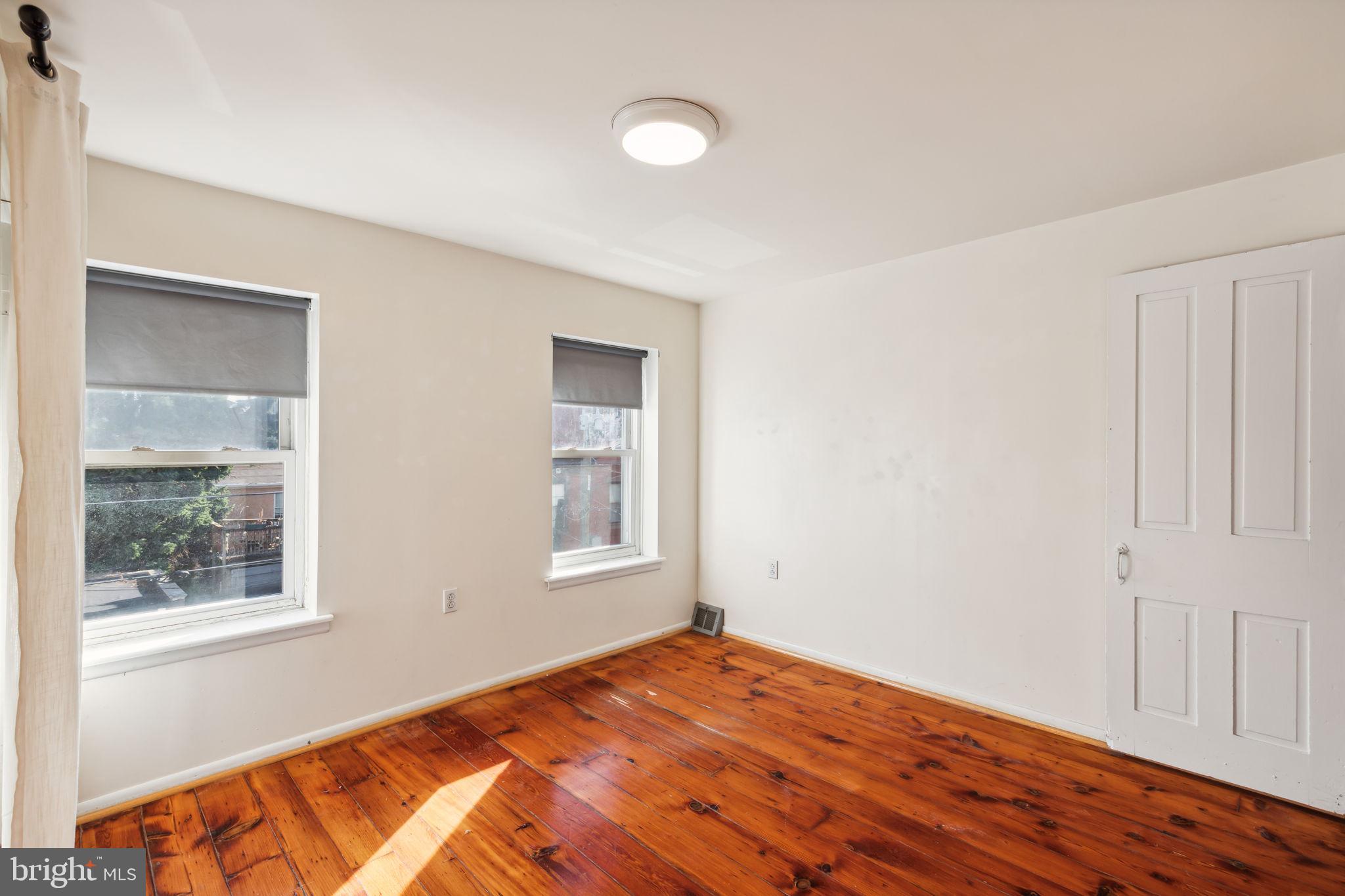 2304 Sepviva St