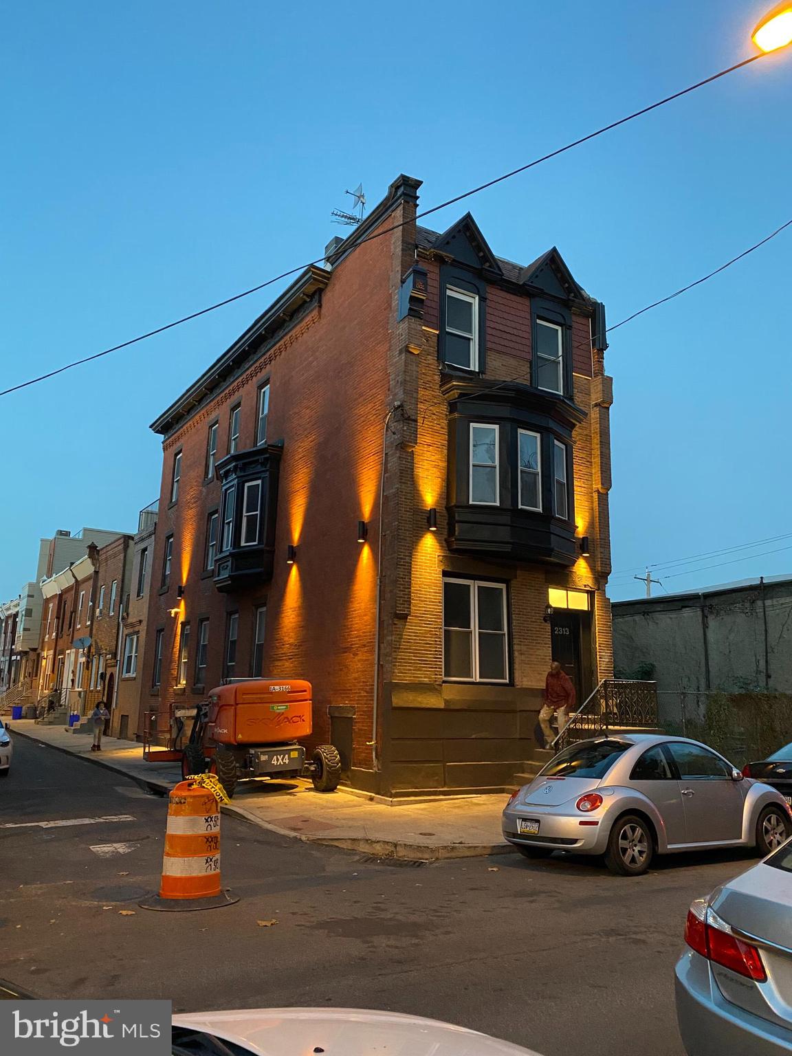 2313 WHARTON ST #1