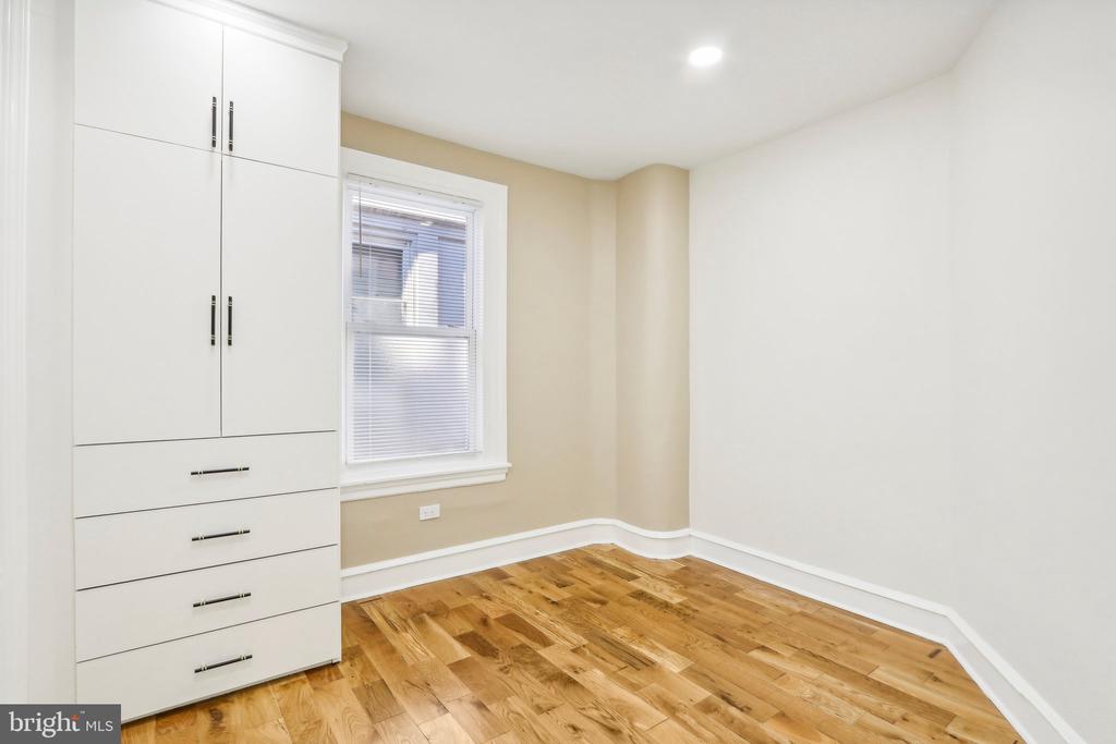 5919 COBBS CREEK PARKWAY