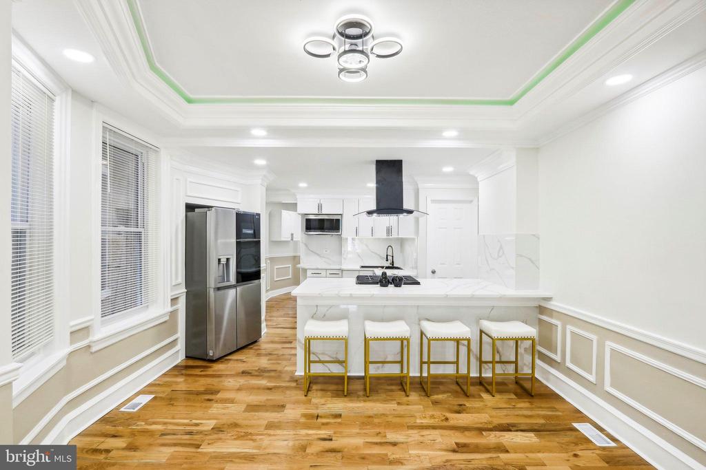 5919 COBBS CREEK PARKWAY