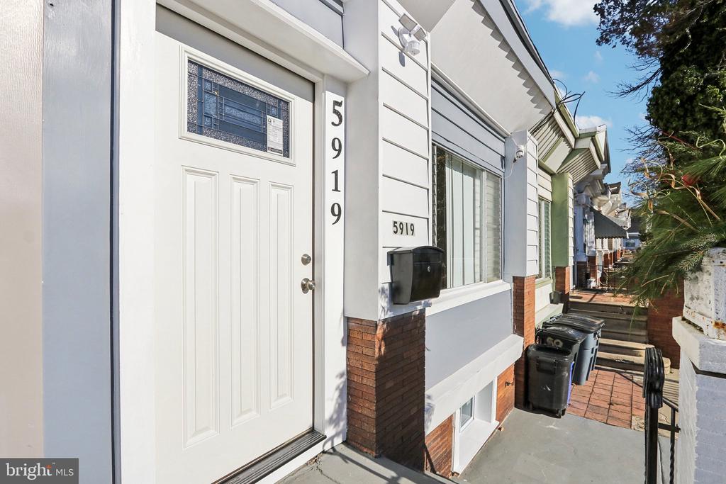 5919 COBBS CREEK PARKWAY