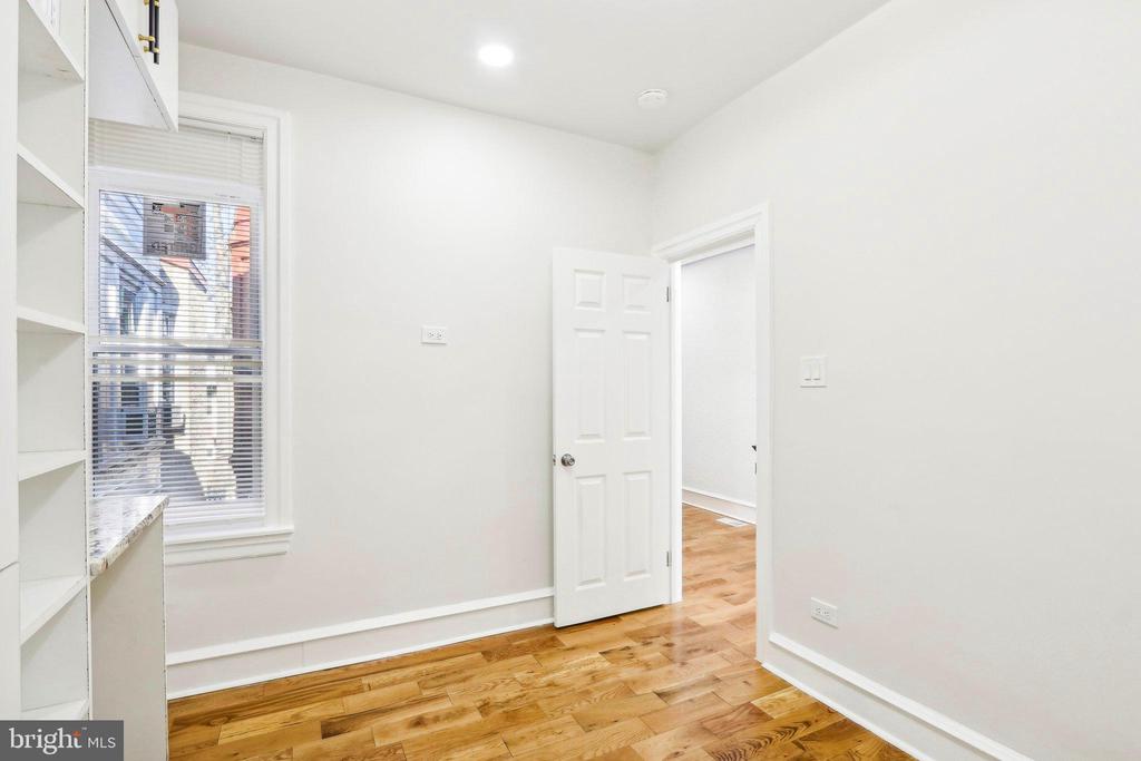 5919 COBBS CREEK PARKWAY