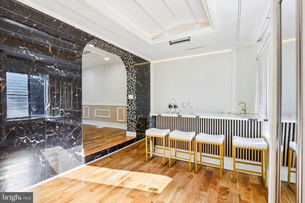 5919 COBBS CREEK PARKWAY