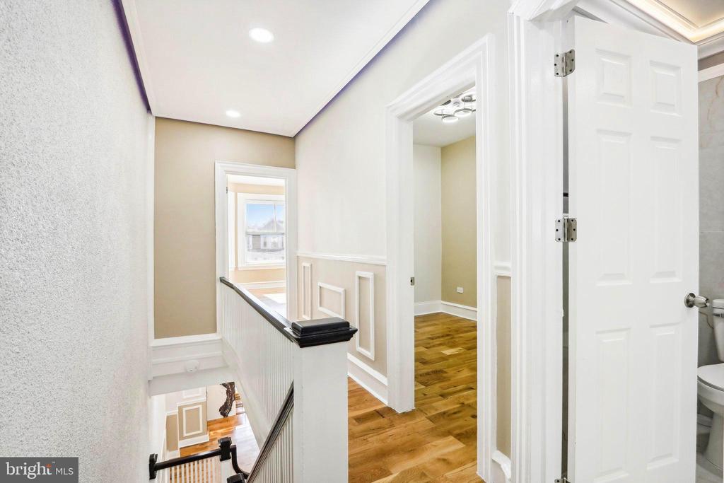 5919 COBBS CREEK PARKWAY