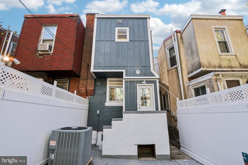 5919 COBBS CREEK PARKWAY