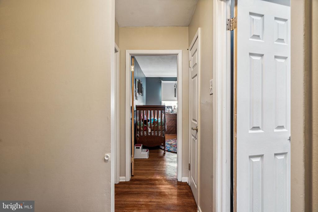 10111 N Canterbury Rd