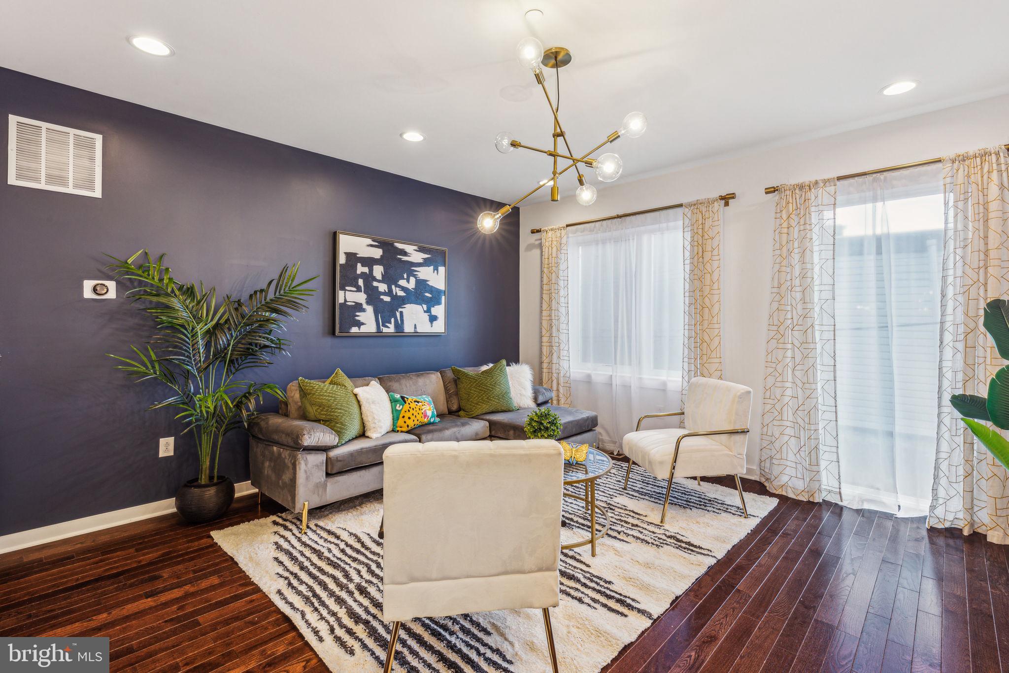 159 E Allen St #2