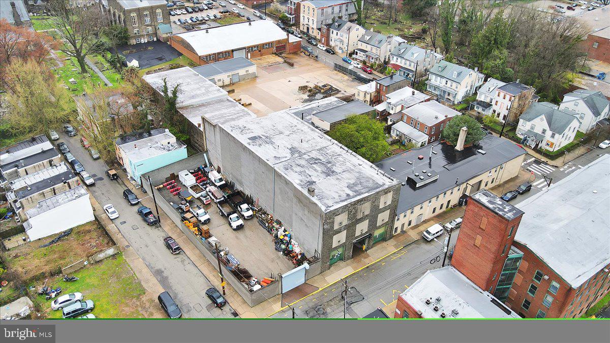 5416-22 Lena St