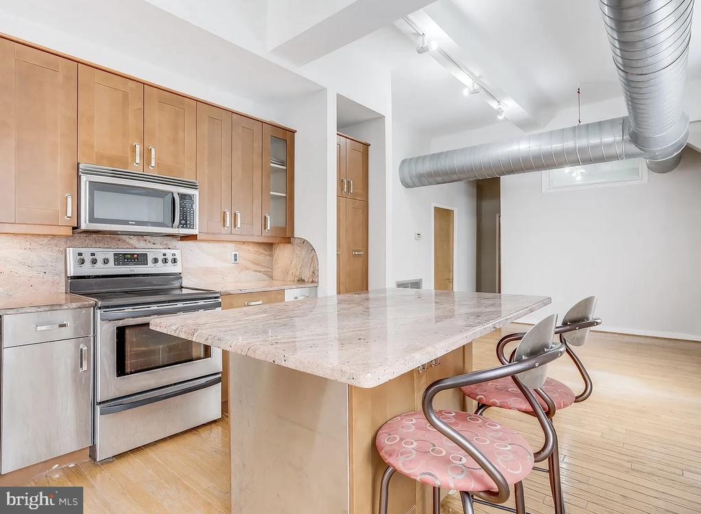 201 N BROAD ST #3