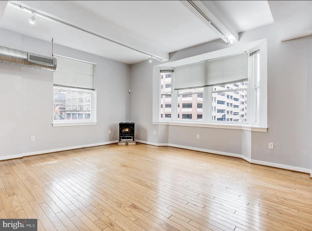 201 N BROAD ST #3