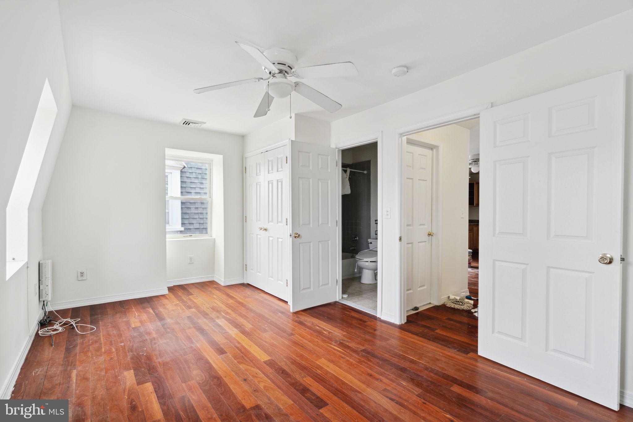 4841 Walton Ave