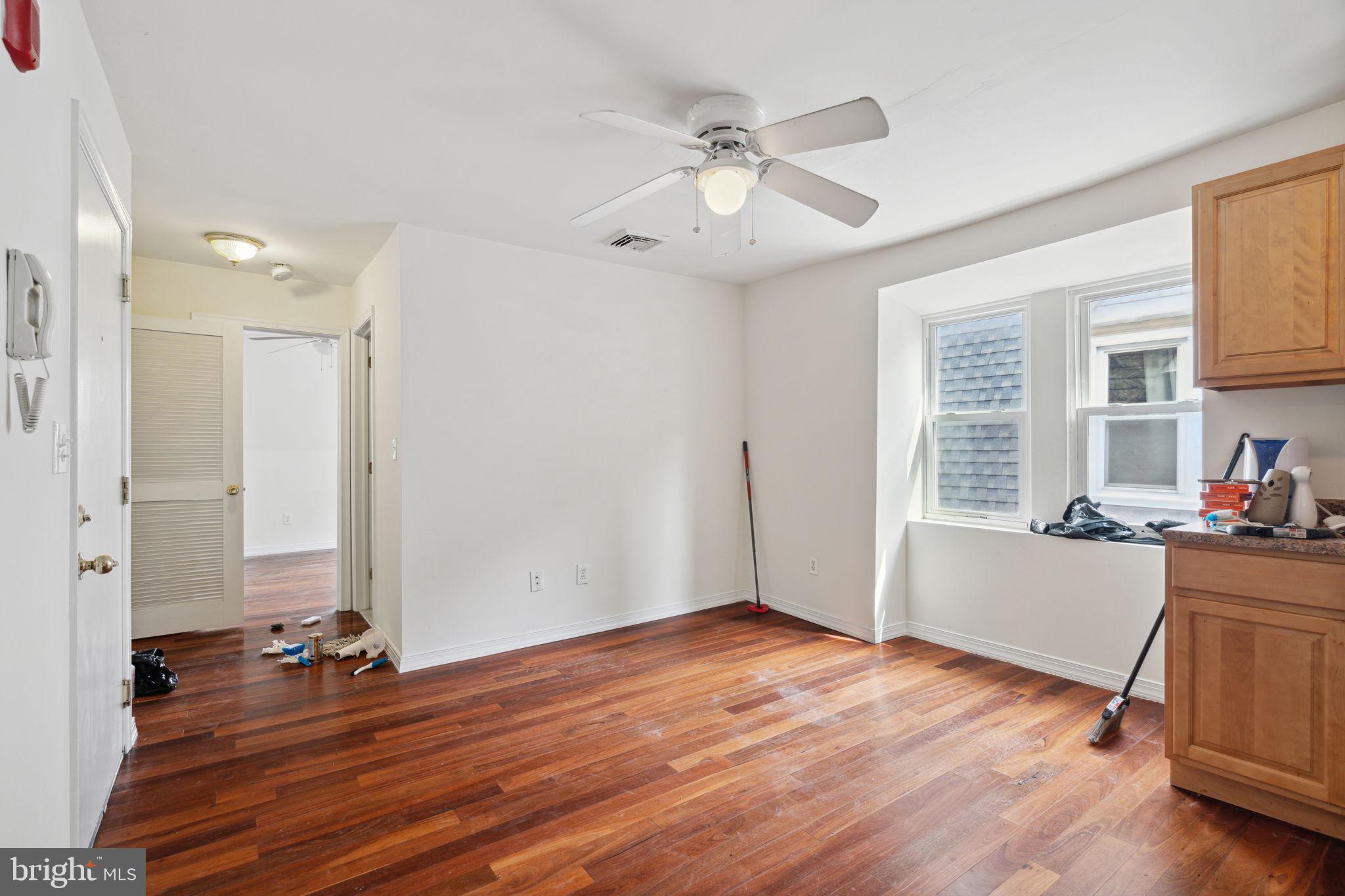 4841 Walton Ave