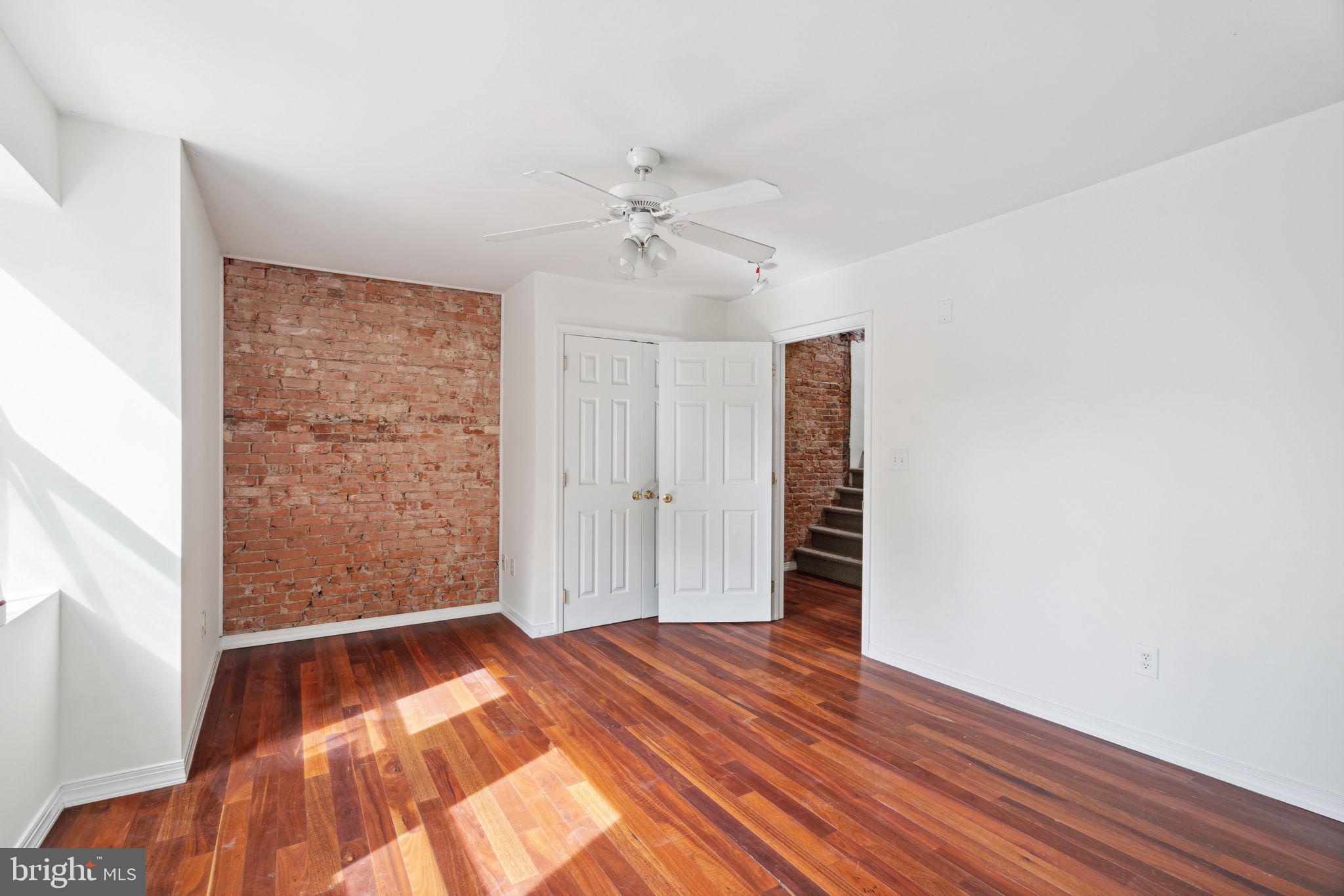4841 Walton Ave