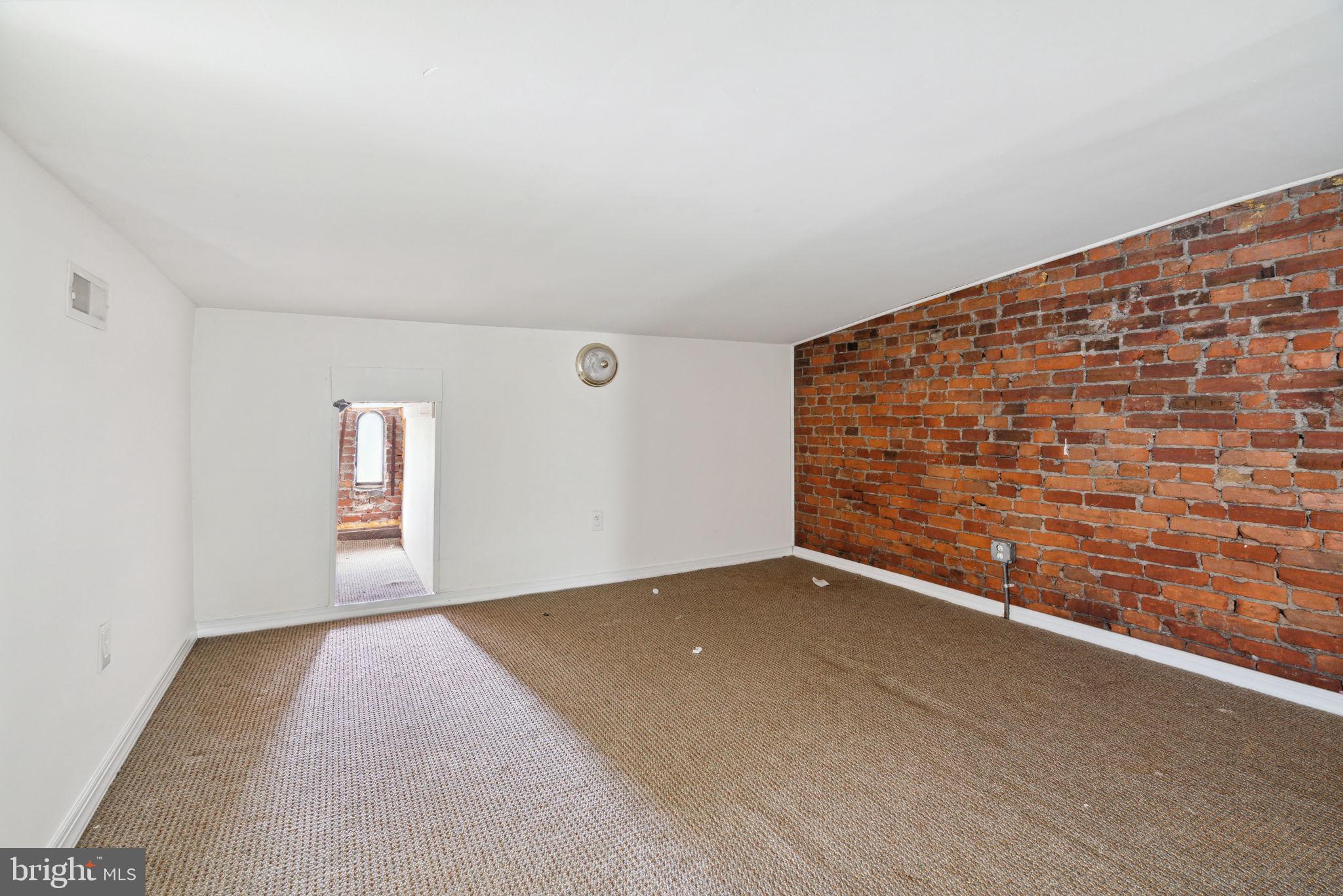 4841 Walton Ave