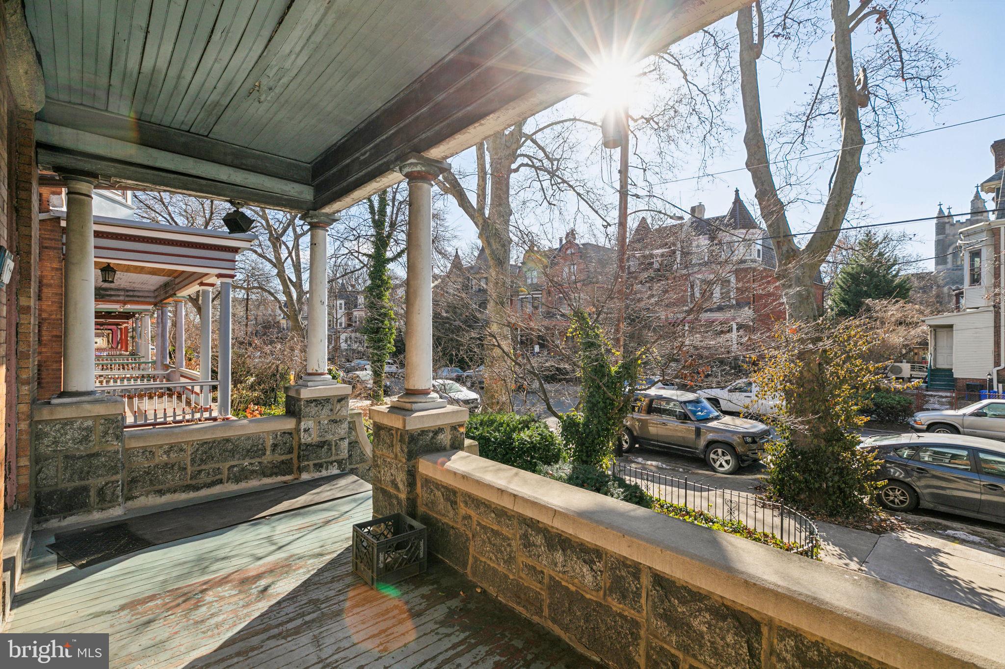 4733 Cedar Ave