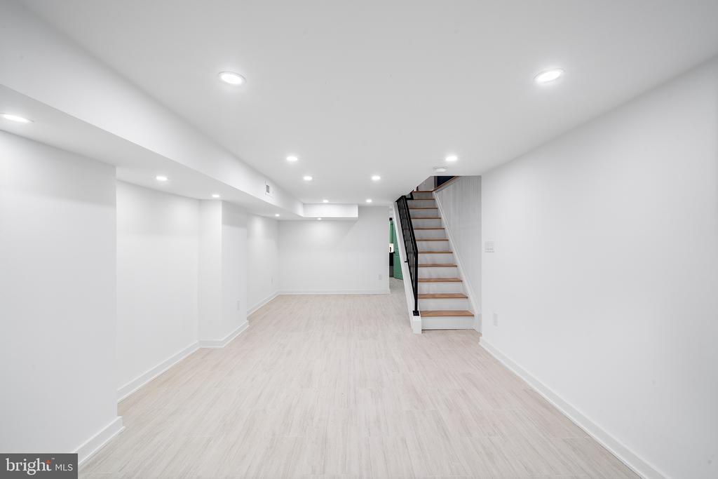 2850 TULIP STREET
