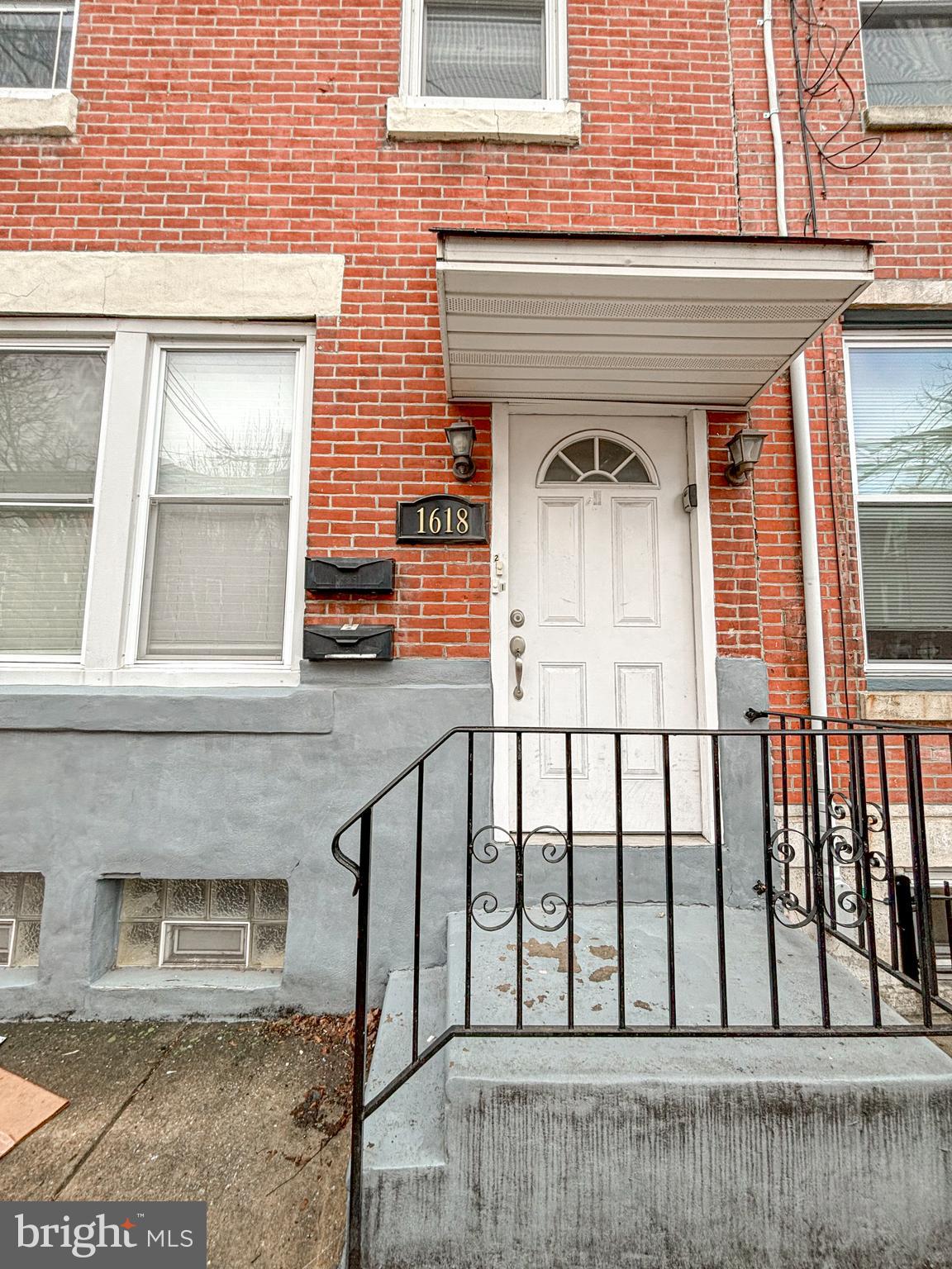 1618 FITZWATER ST #1