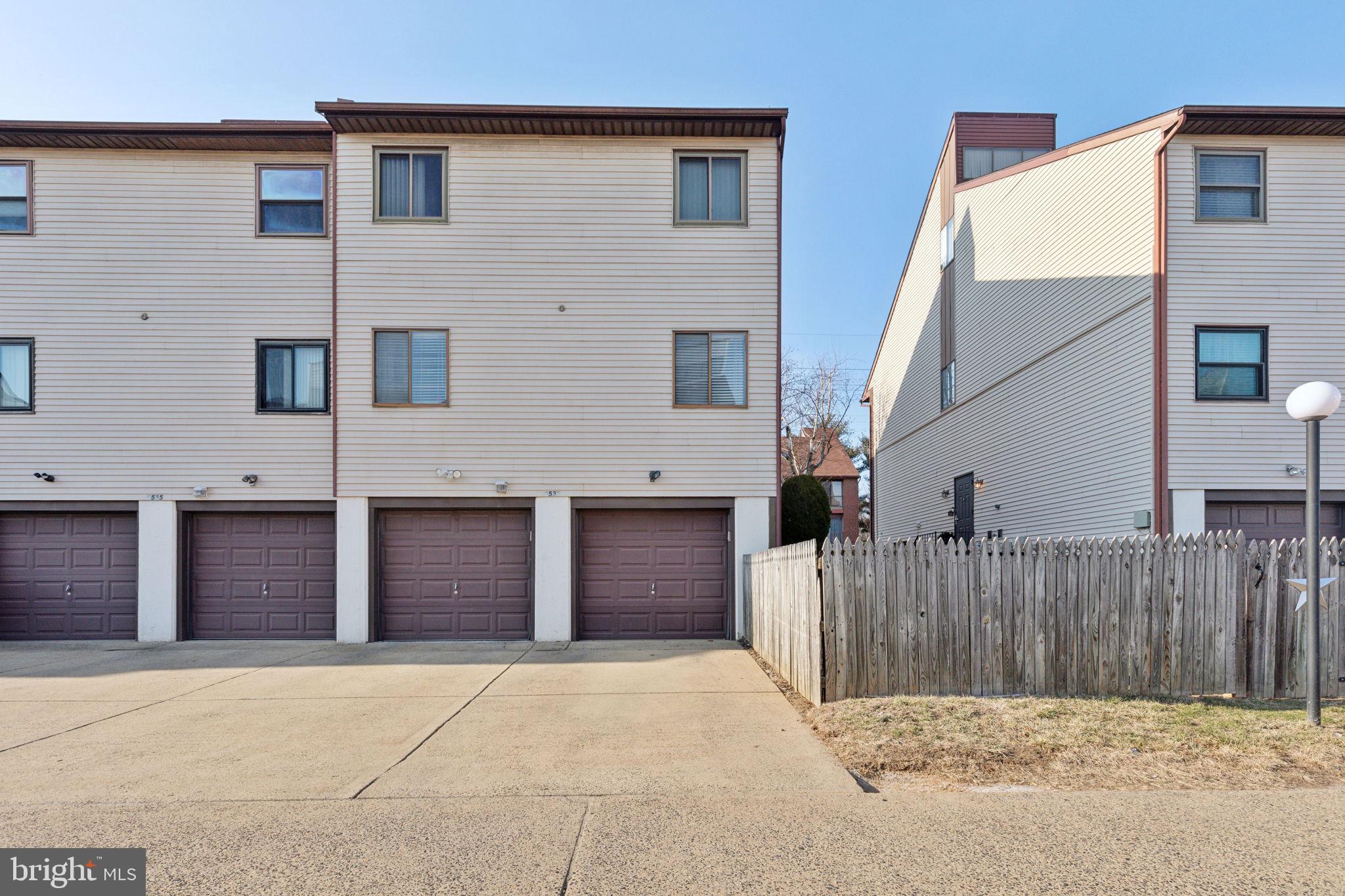 9537 James St #8a