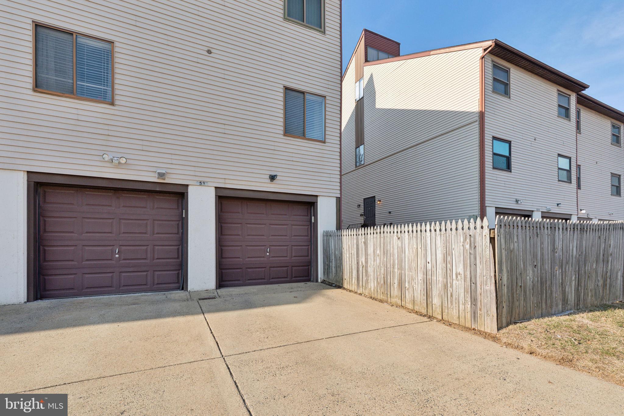 9537 James St #8a