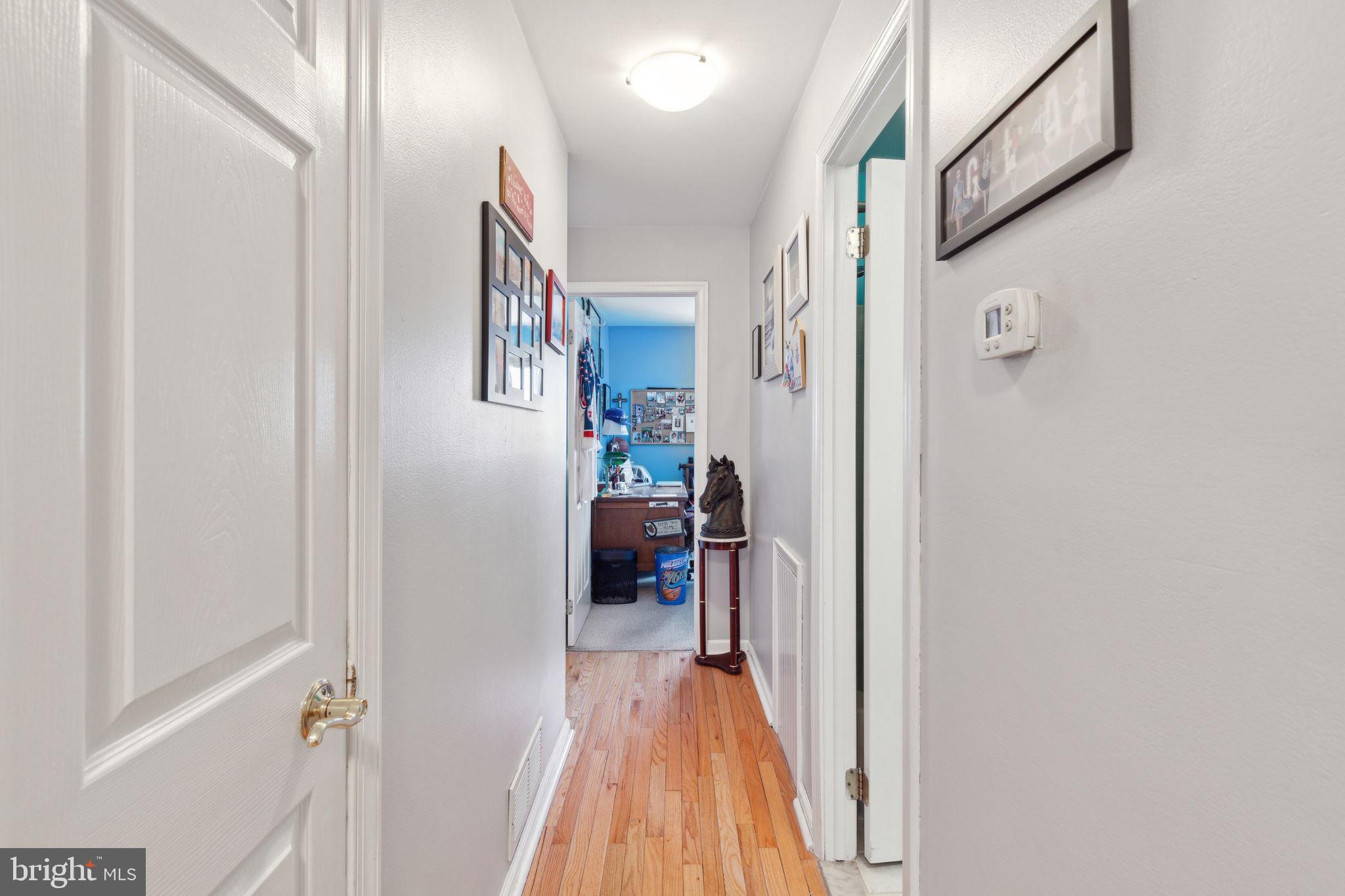 9537 James St #8a