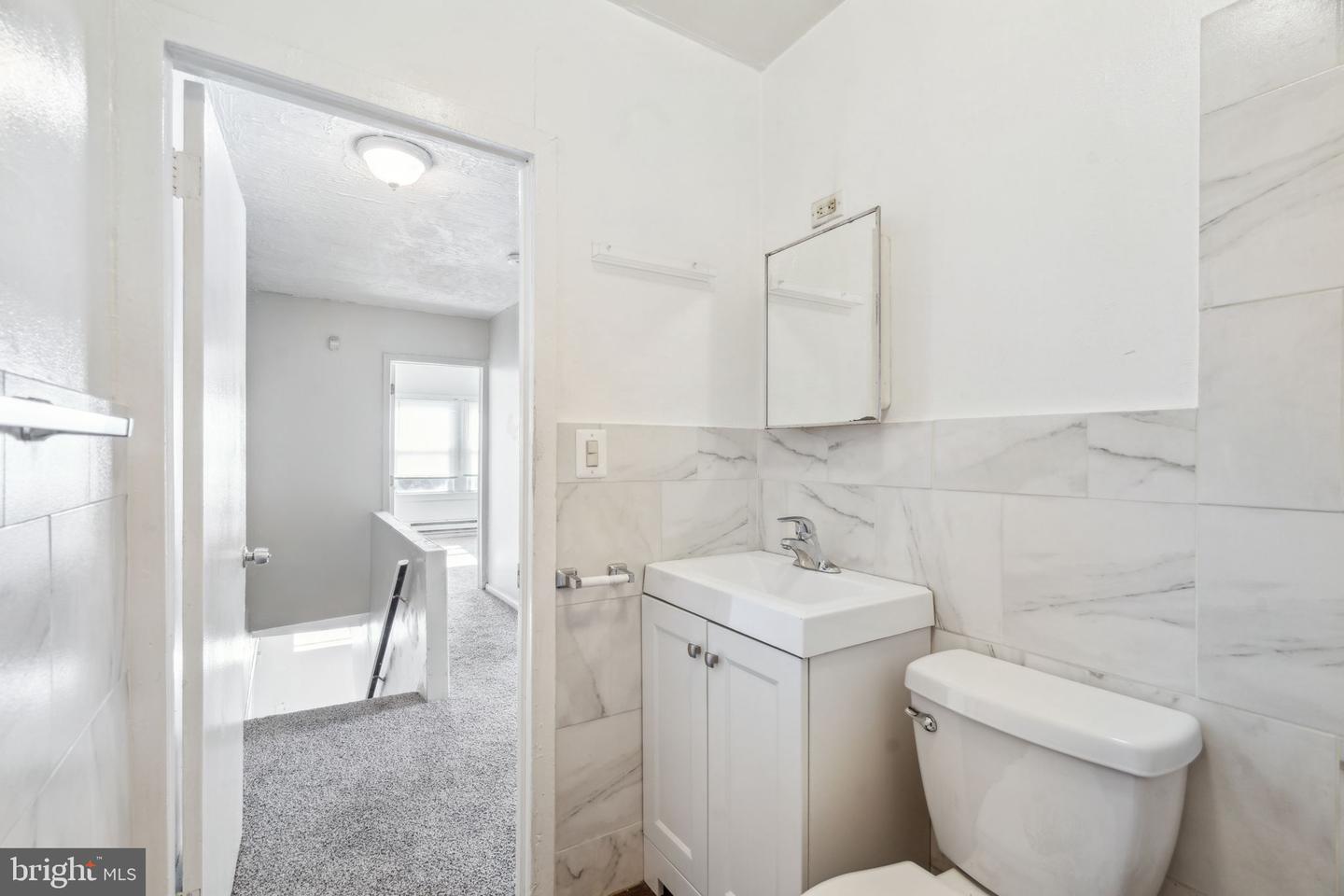 101 E Pleasant St