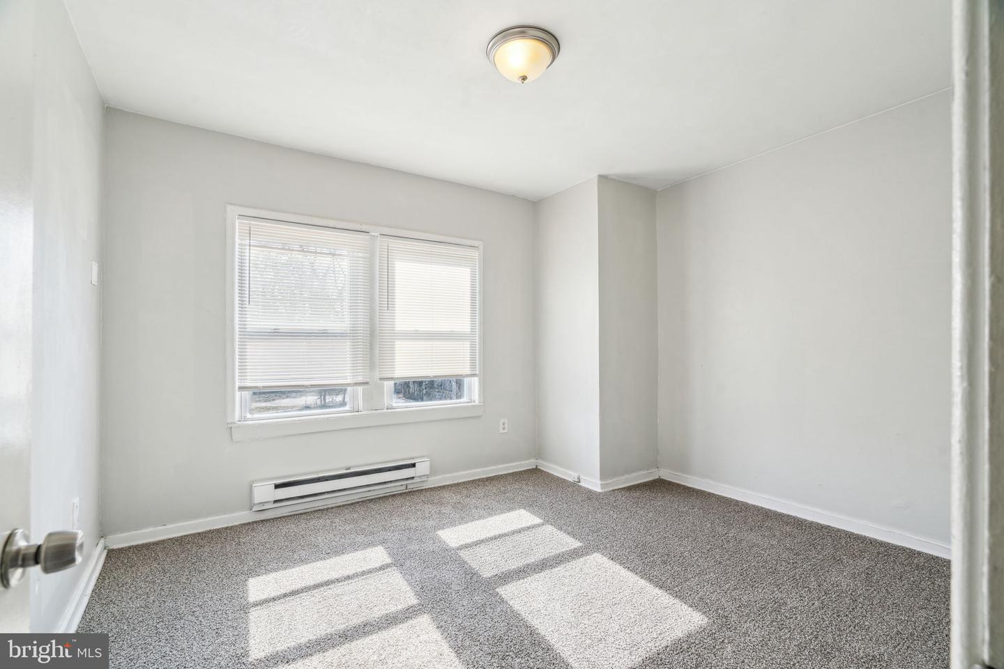101 E Pleasant St