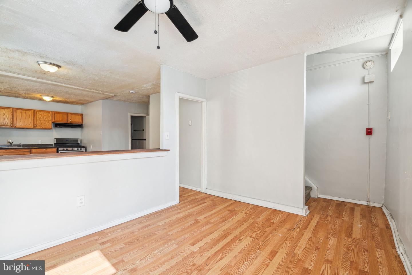 101 E Pleasant St