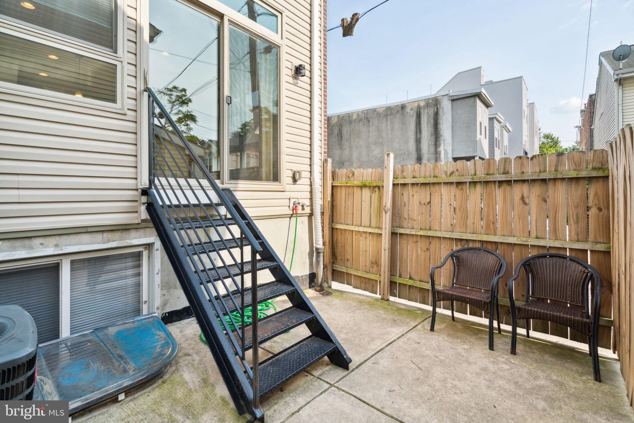 1256 S 27th St