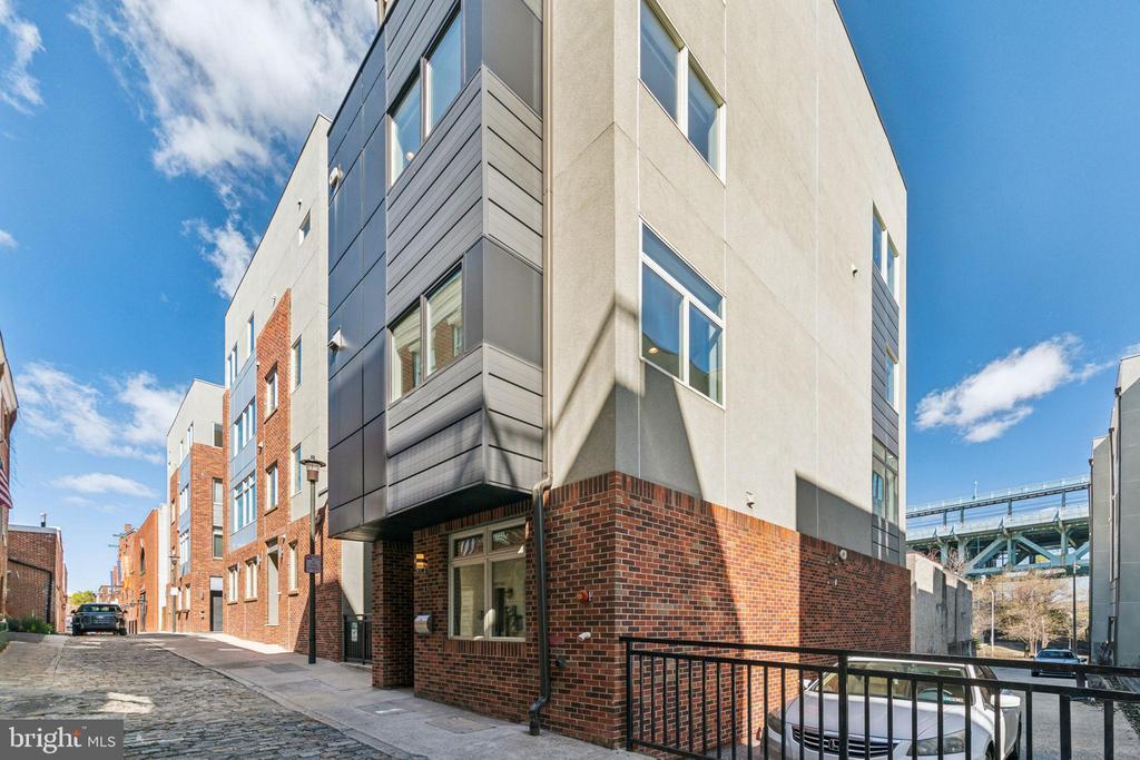 115 Quarry St