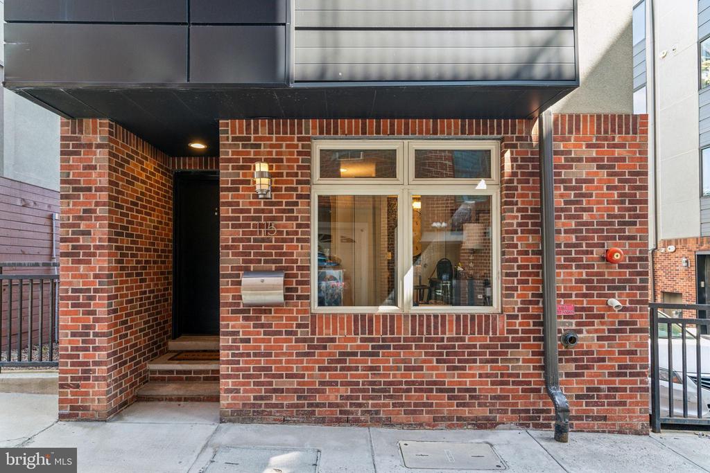 115 Quarry St