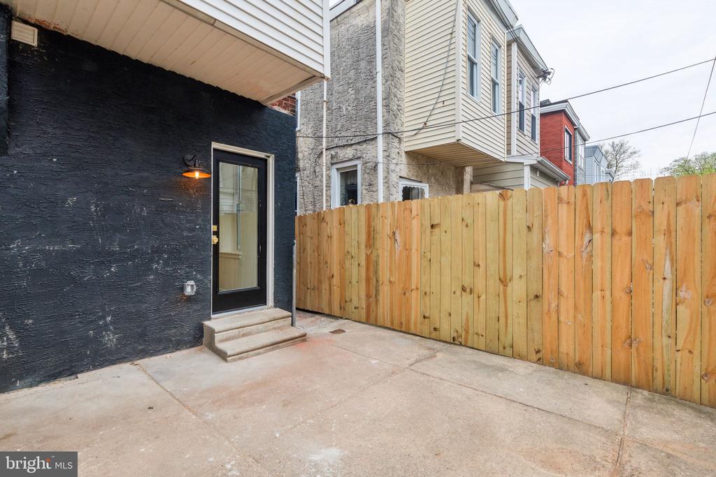 637 BELGRADE STREET
