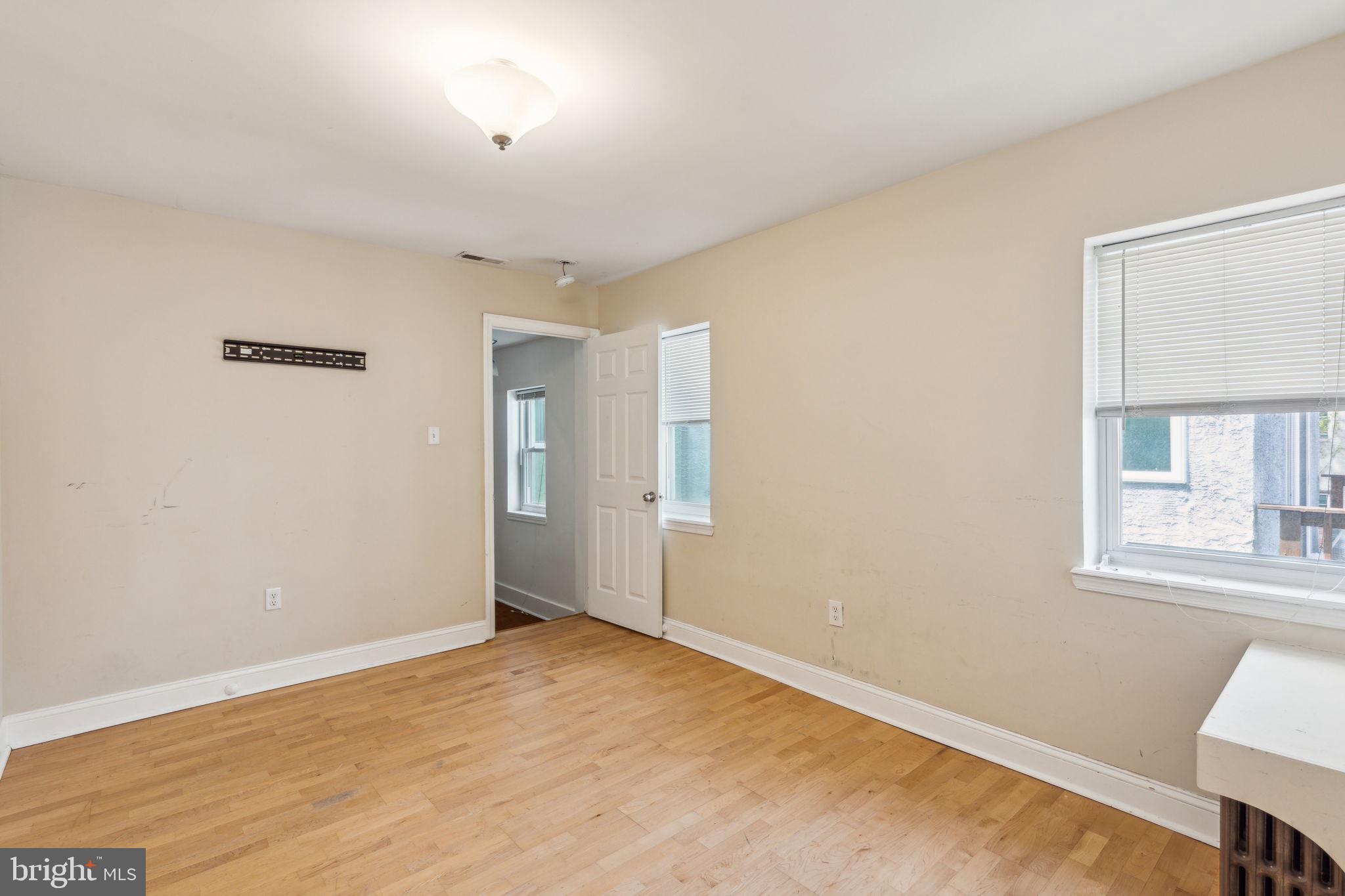 2207 E Susquehanna Ave