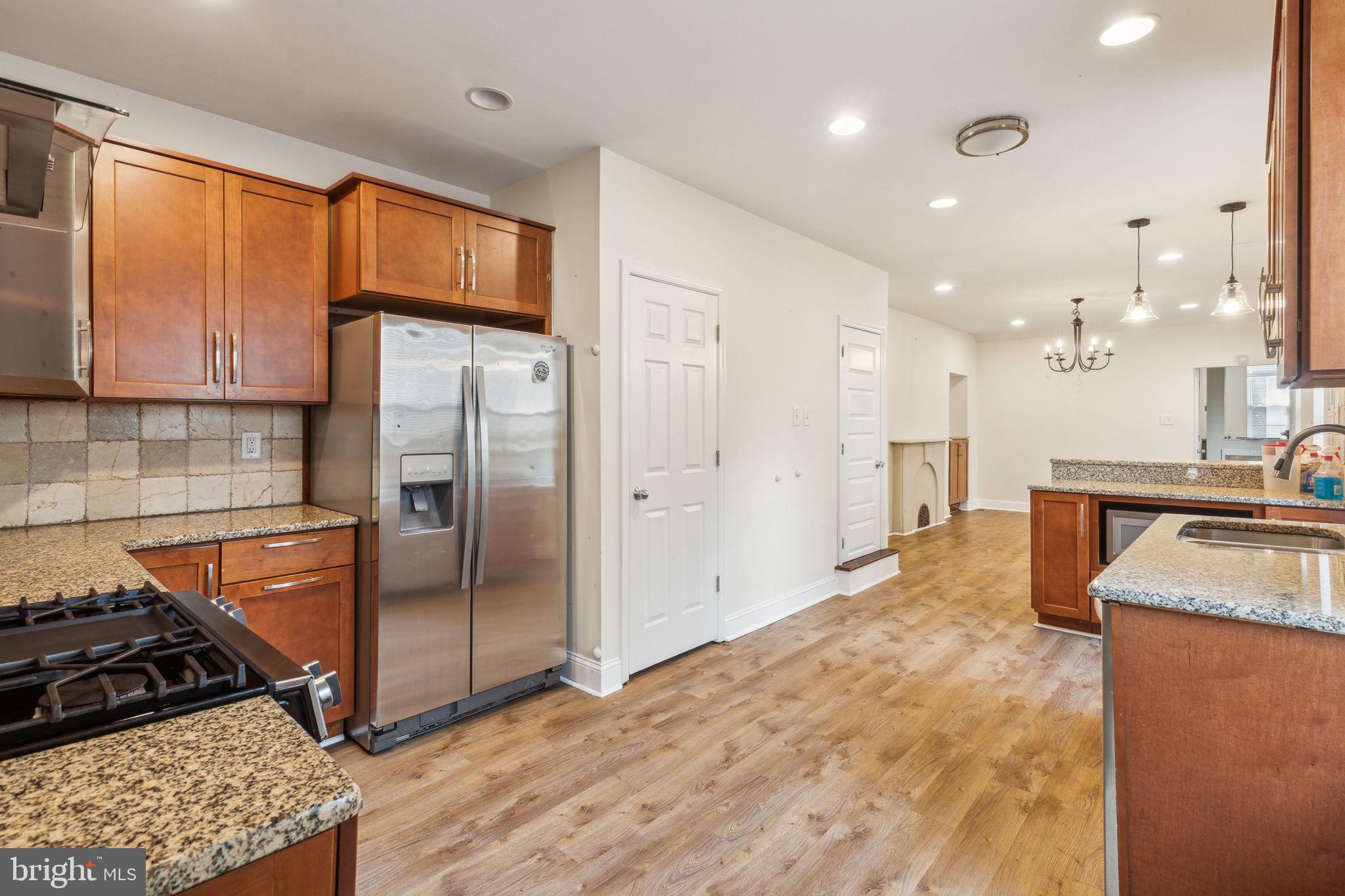 2207 E Susquehanna Ave