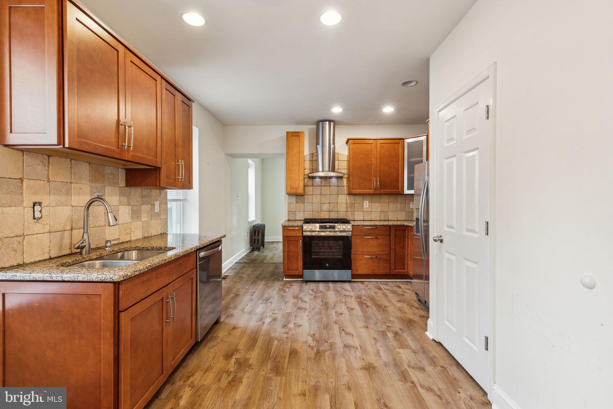 2207 E Susquehanna Ave