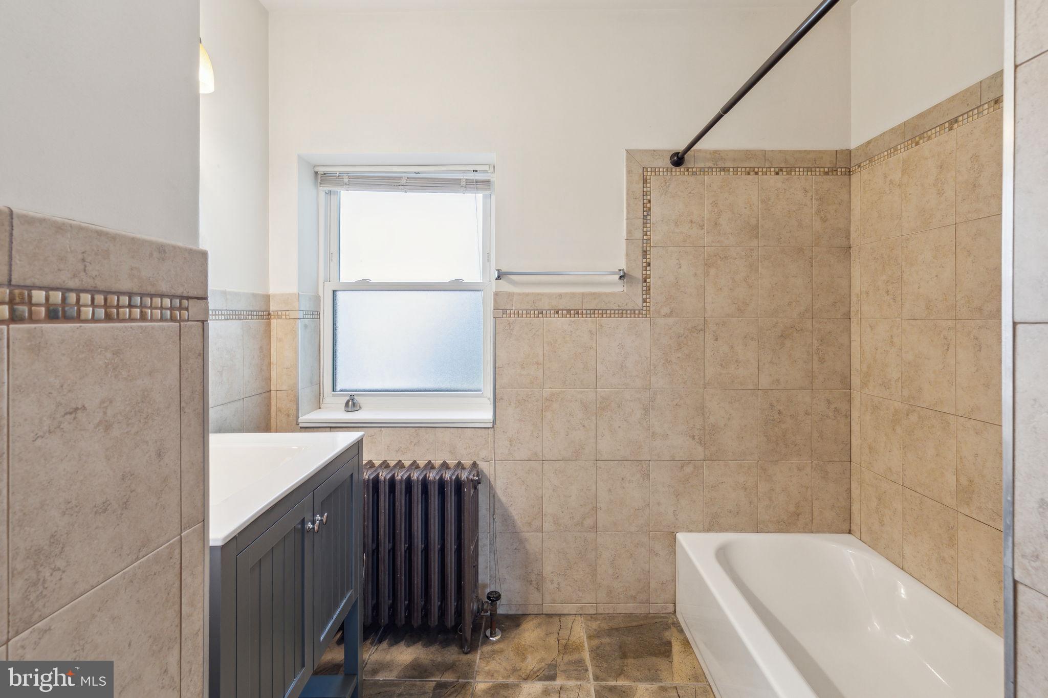 2207 E Susquehanna Ave