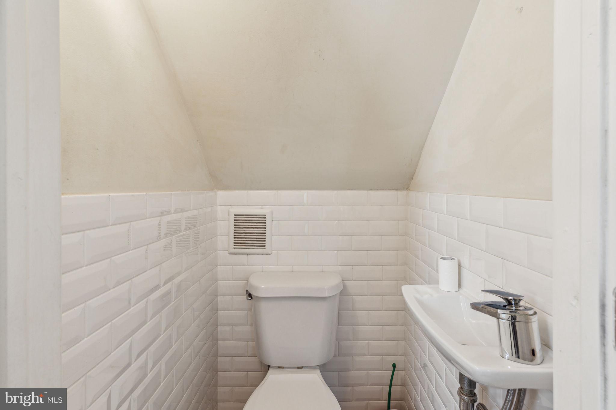 2207 E Susquehanna Ave