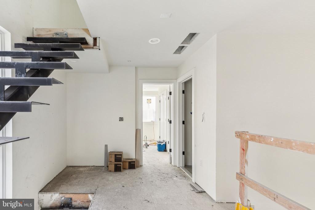 602 Brenna Walk