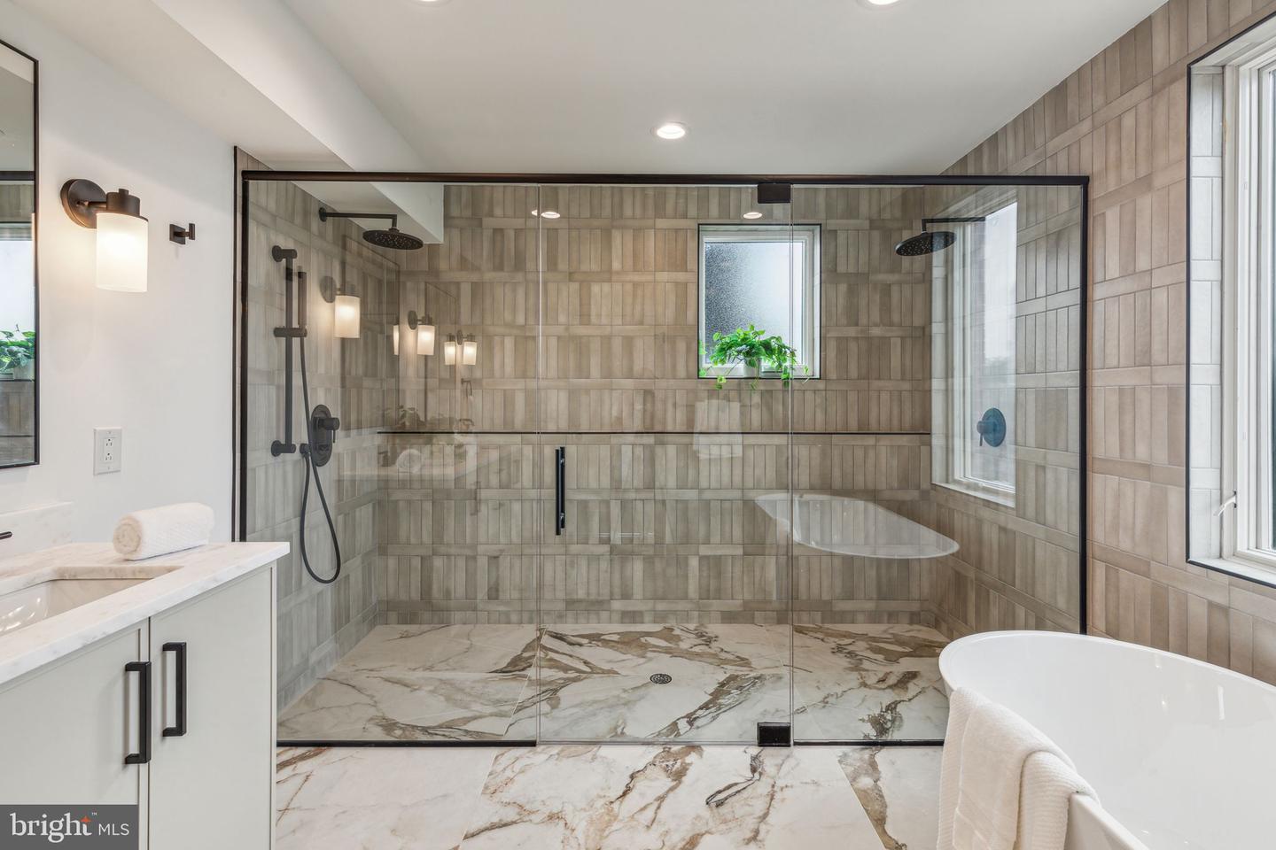 602 Brenna Walk