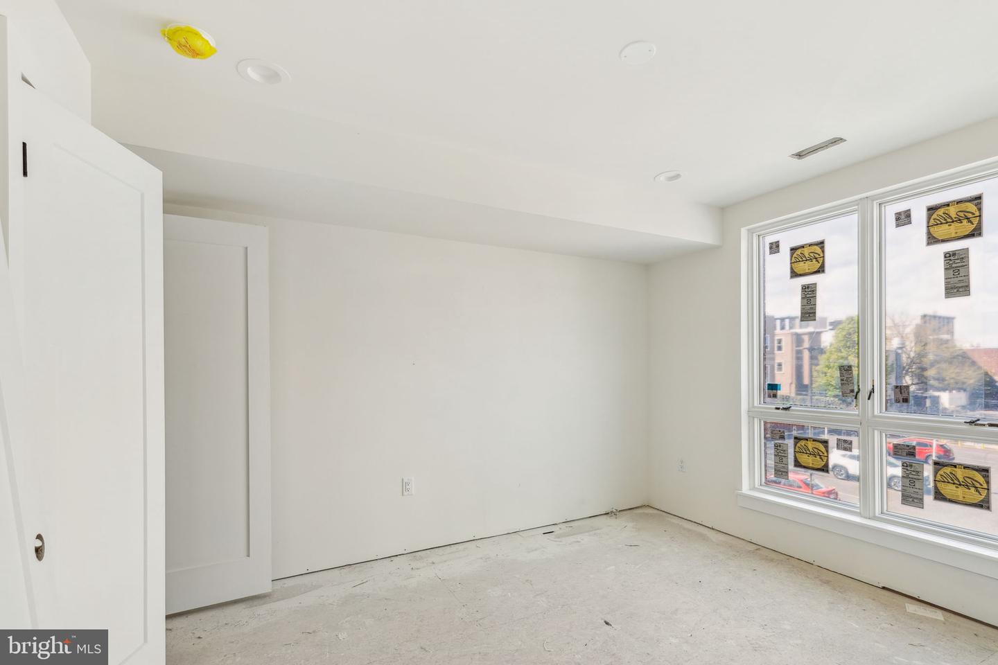 602 Brenna Walk