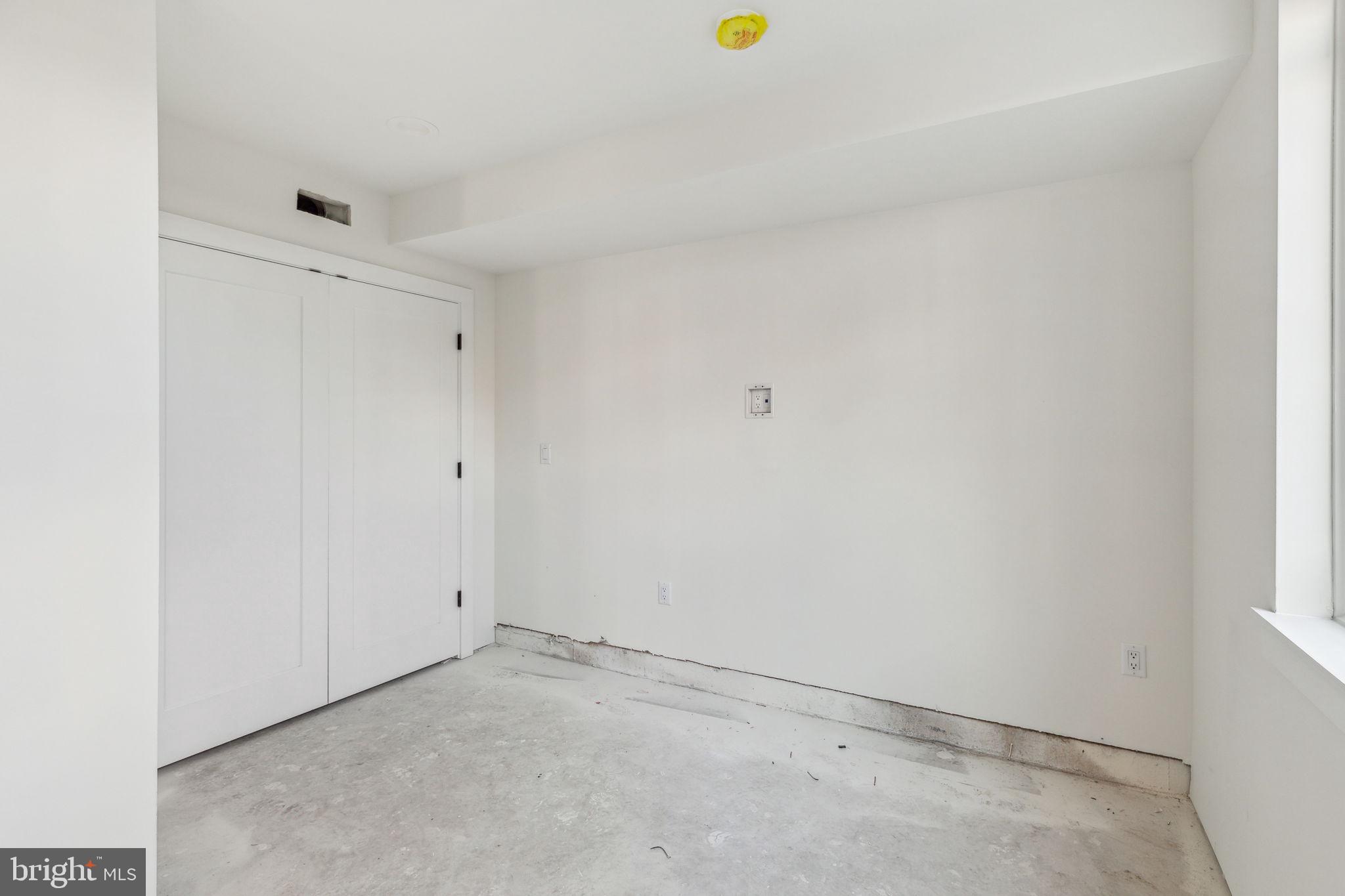602 Brenna Walk