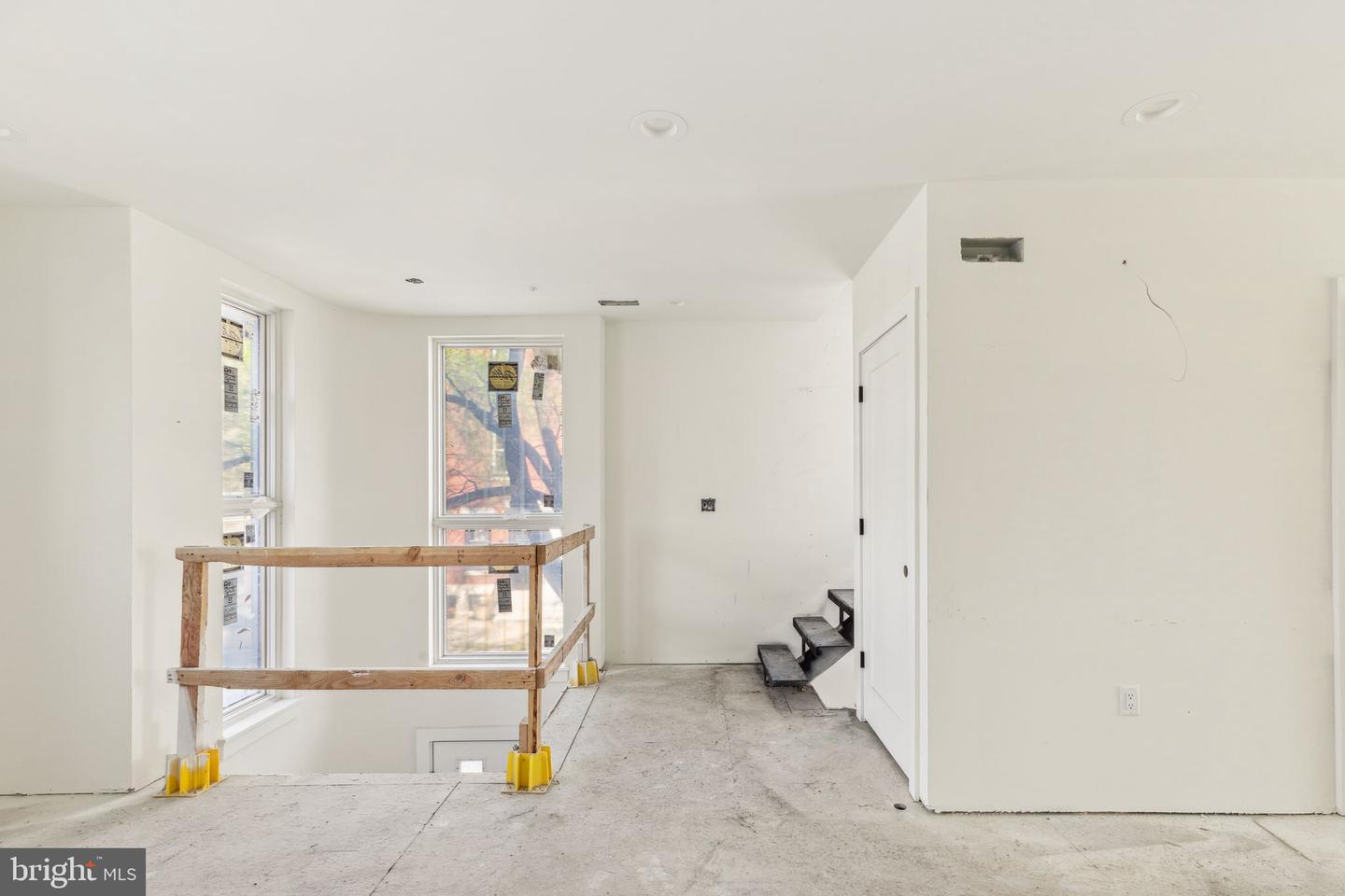602 Brenna Walk