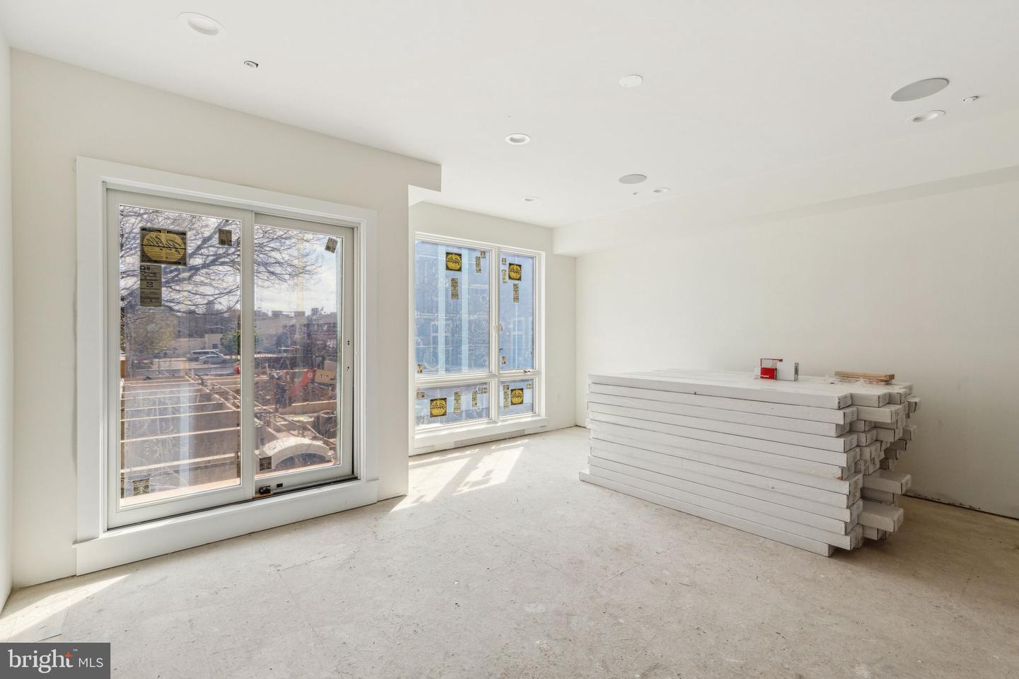 602 Brenna Walk