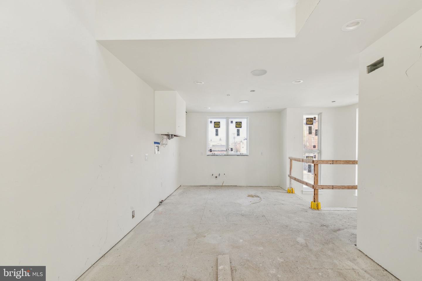 602 Brenna Walk