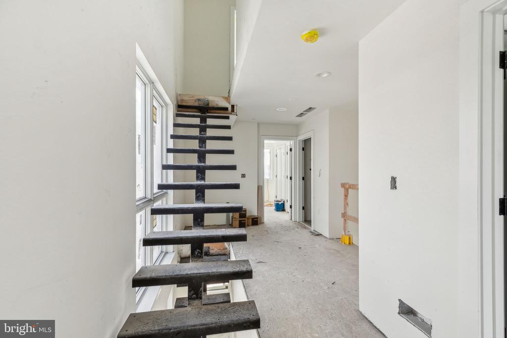 602 Brenna Walk