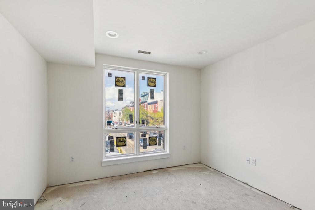 602 Brenna Walk
