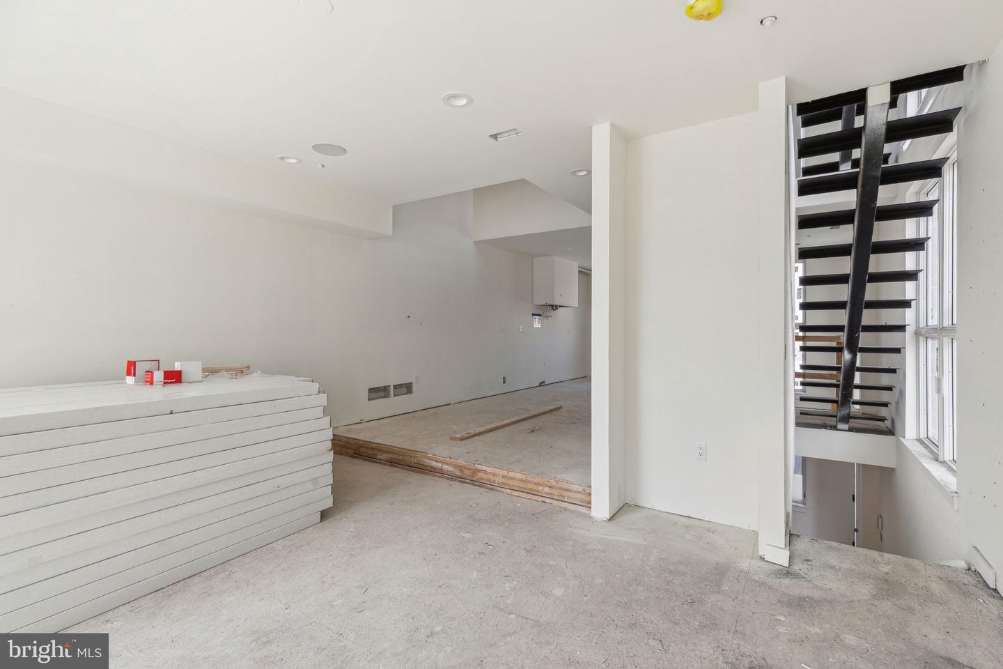 602 Brenna Walk