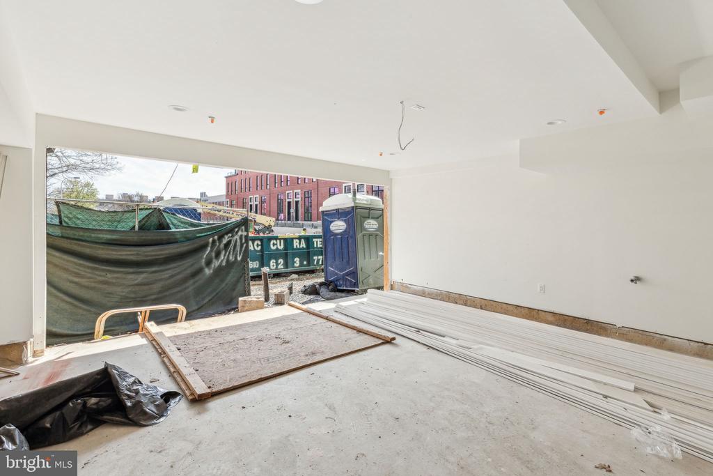 602 Brenna Walk
