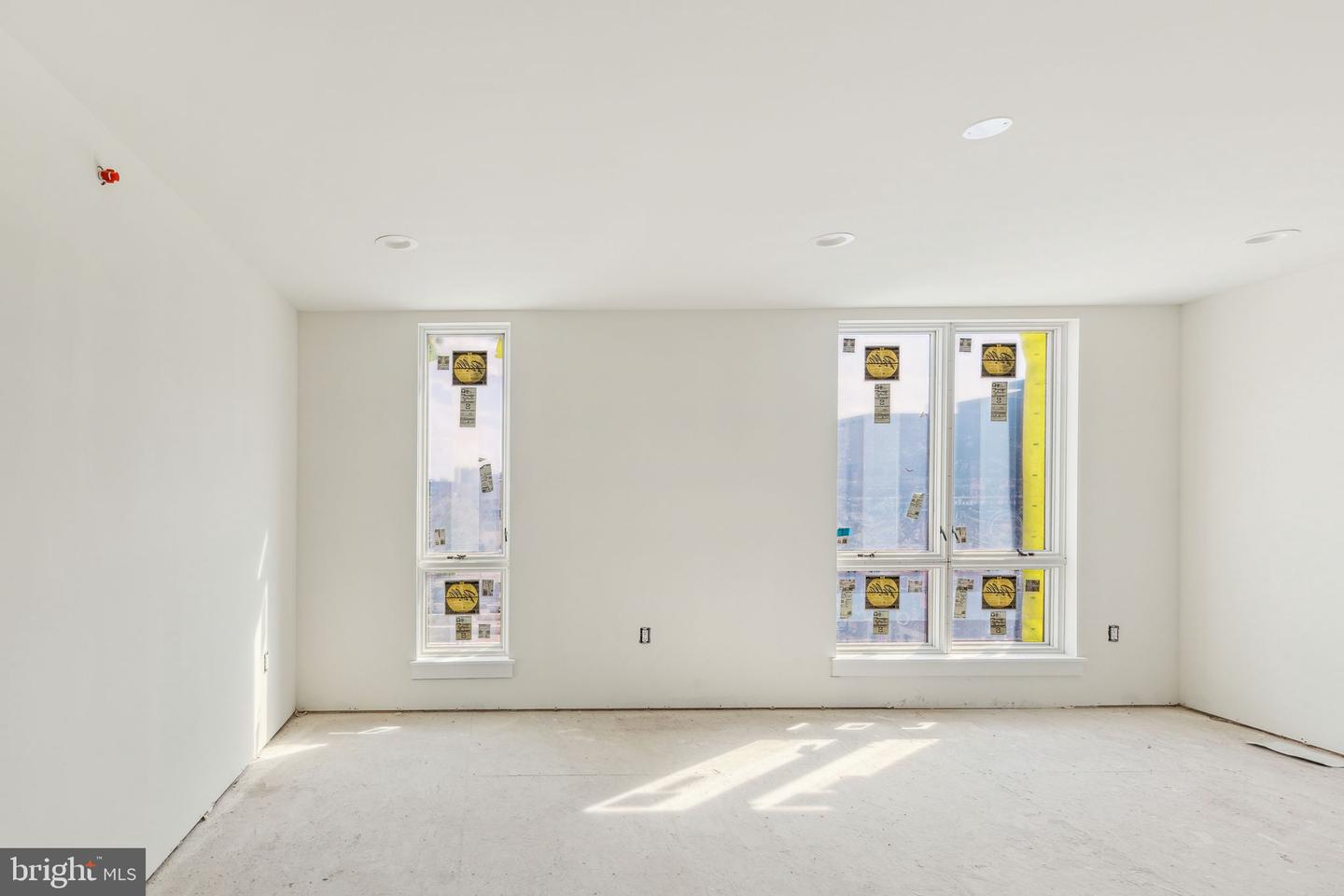 602 Brenna Walk