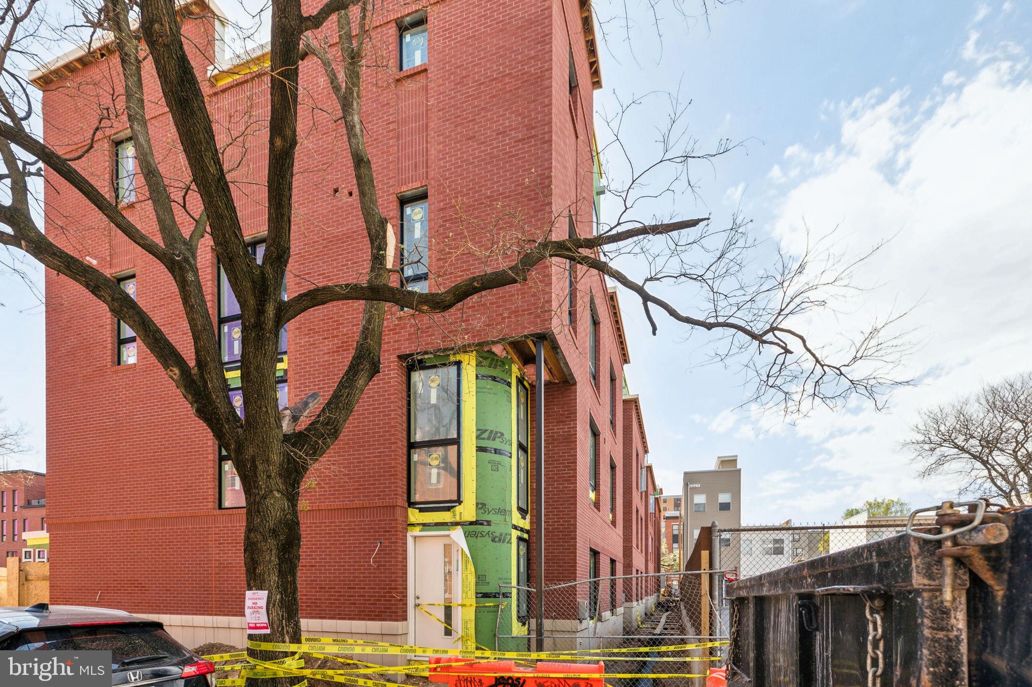 602 Brenna Walk