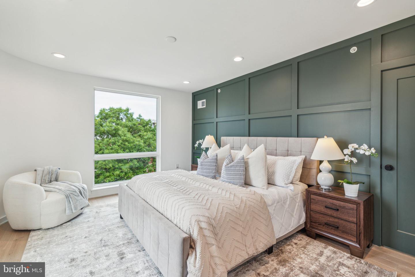 602 Brenna Walk